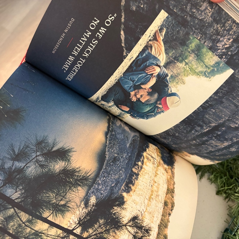 Stranger things book - Picture 4 of 6